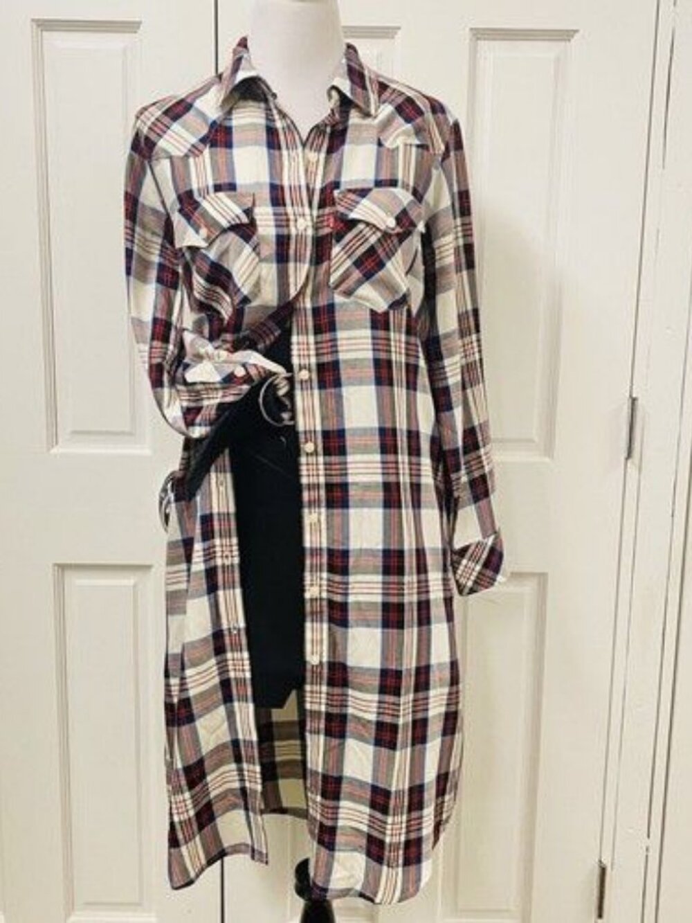 Levi's Women's Size XS Plaid Flora Long Shirt Dress Button Front Long Sleeve NEW